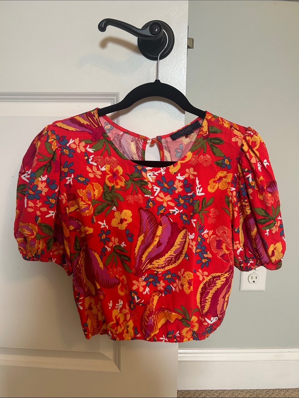 RACHEL Rachel Roy Red Floral Puff-Sleeve Crop Top